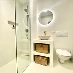 Διαμέρισμα Mit Balkon & Parkplatz Im Zentrum