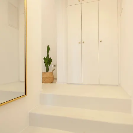 Mit Balkon & Parkplatz Im Zentrum Daire *