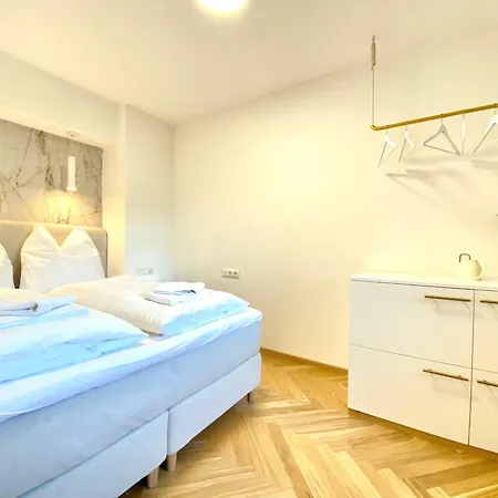 Appartement Butler Golden Glory I Zentrum I Kueche I Parken I Netflix Füssen