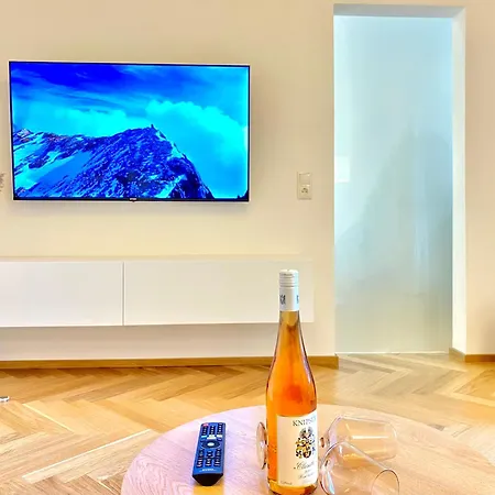 Butler Golden Glory I Zentrum I Kueche I Parken I Netflix Appartement *