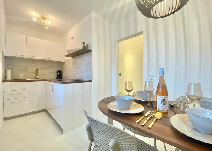 Appartement Mit Balkon & Parkplatz Im Zentrum Füssen