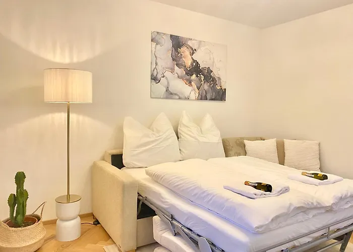 Appartement Mit Balkon & Parkplatz Im Zentrum